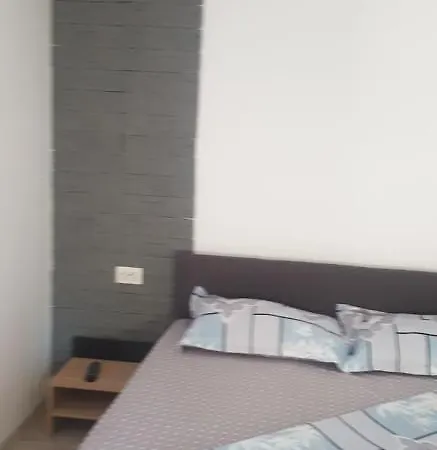 Casa Yzy * 艾福雷诺德