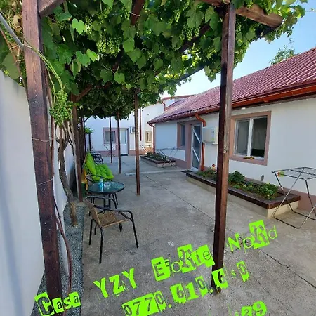 Casa Yzy 招待所 艾福雷诺德